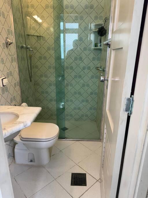 Apartamento Com Vista Mar Гуаружа Екстериор снимка