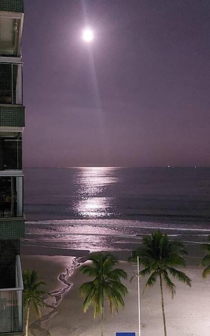 Apartamento Com Vista Mar Гуаружа Екстериор снимка