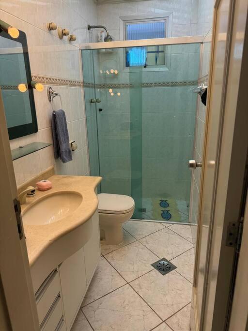 Apartamento Com Vista Mar Гуаружа Екстериор снимка