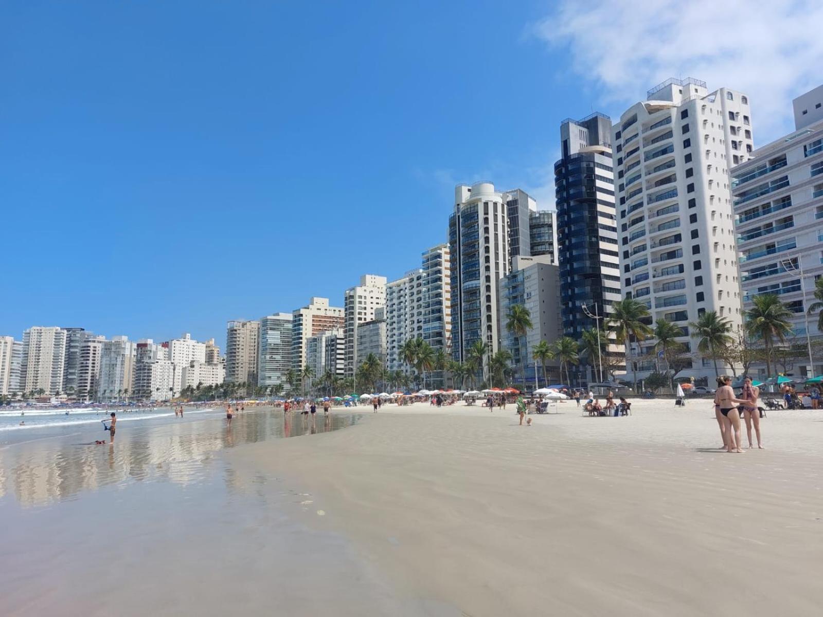 Apartamento Com Vista Mar Гуаружа Екстериор снимка